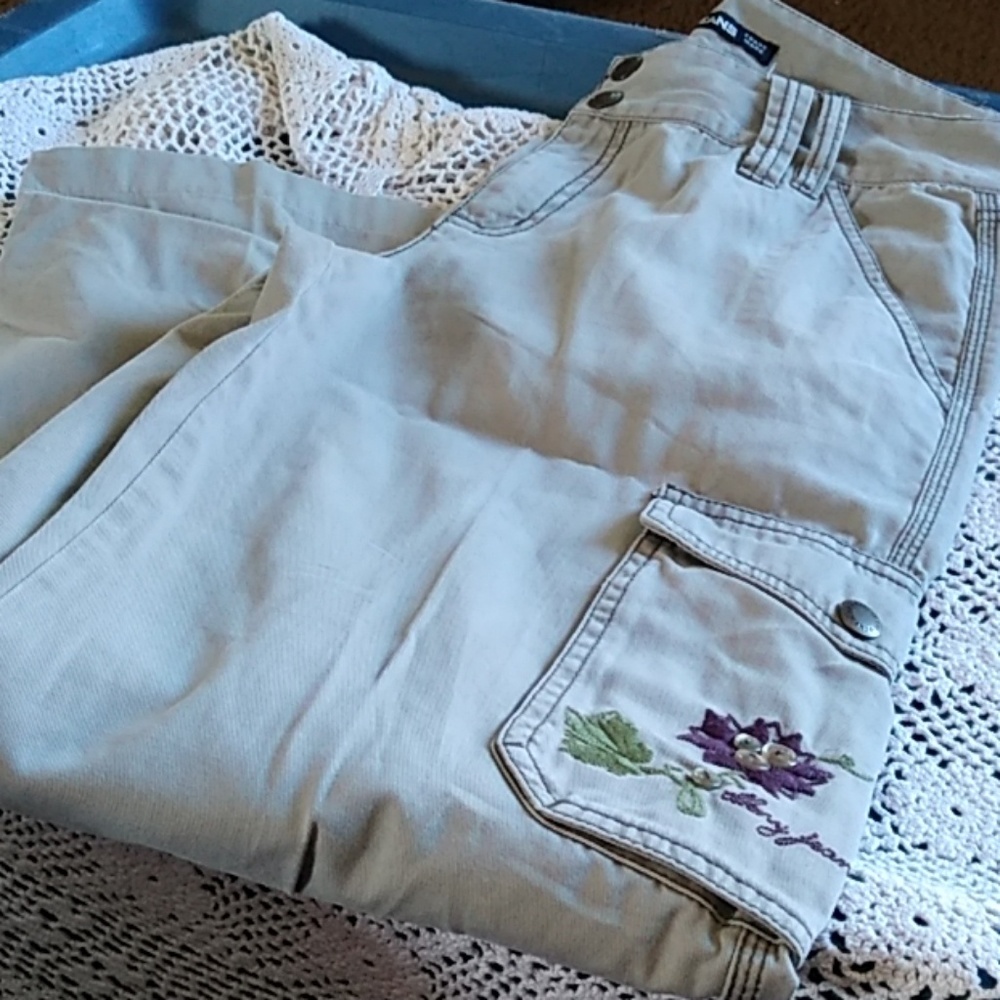 Women's cargo pants